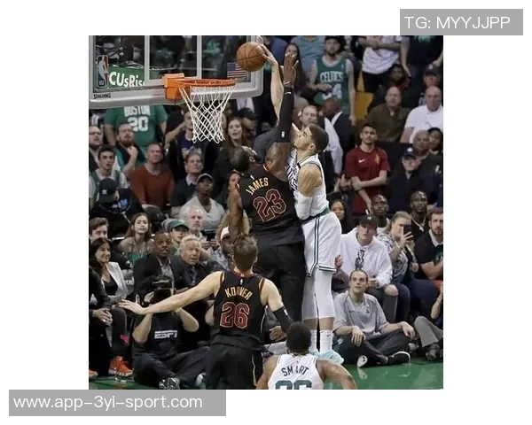 塔图姆分享惊艳扣篮视频引发热议鞋子成关键因素引发讨论 塔图姆分享惊艳扣篮视频引发热议鞋子成关键因素引发讨论