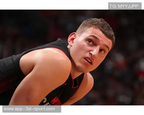 约维奇强调球队需团结合作打造快速节奏篮球风格如同步行者