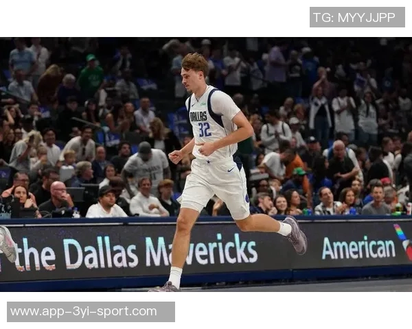 独行侠季前赛展现强大防守效率971高居联盟首位引发关注 独行侠季前赛展现强大防守效率971高居联盟首位引发关注