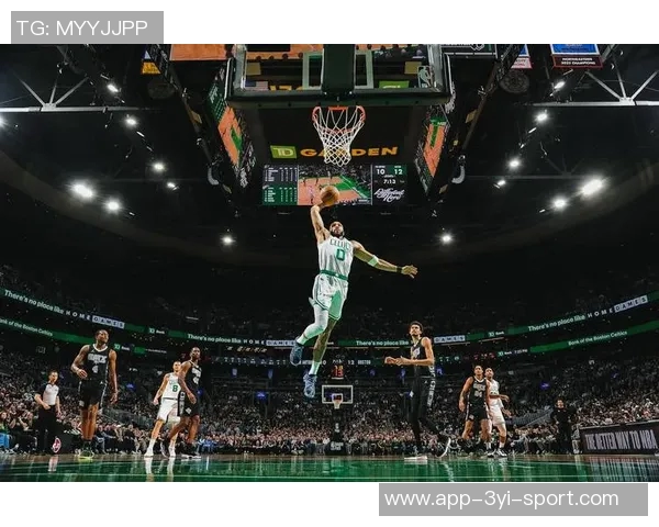 瓦塞尔强势挡拆助攻文班三步后仰跳投决胜最后一攻