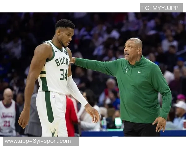 尼克杨建议雄鹿全力留住字母哥应考虑签下其全家人