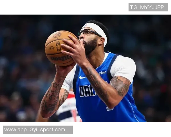 弗拉格解析持球策略助力后卫减压应对全场紧逼挑战